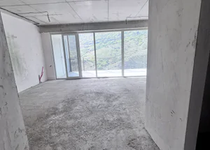 For sale 4-room apartment on Saburtalo, in Tbilisi