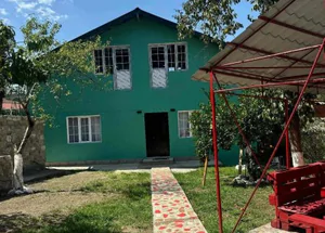 ქირავდება ოთხ ოთახიანი კერძო სახლი ქუთაისში