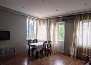 Urgently For rent 3-room apartment in Vake, in Tbilisi