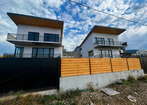For sale 6-room house in Saguramo