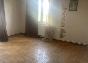 იყიდება სამ ოთახიანი ბინა ვაზისუბანში, თბილისში